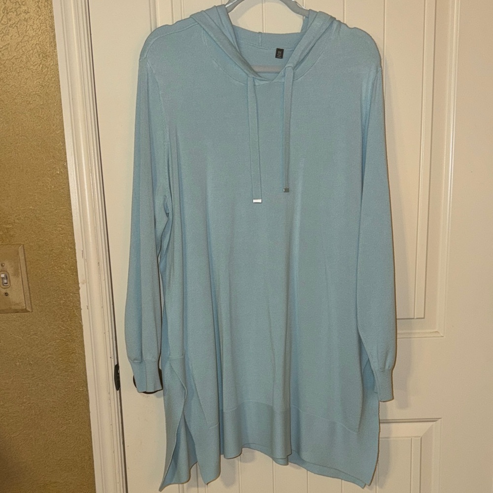 Cyrus Pale Blue Hooded Sweater Tunic